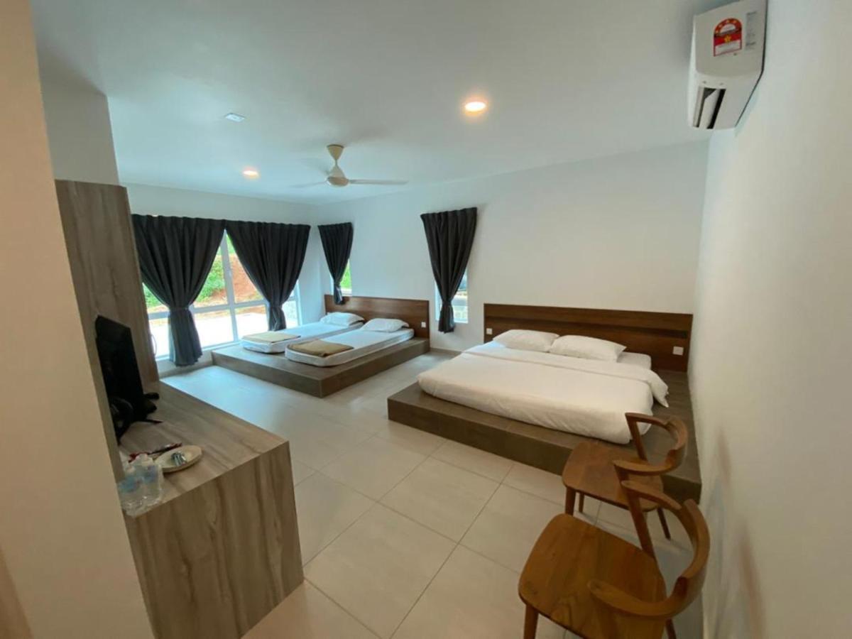 Paradise Valley Resort Broga Семених Экстерьер фото