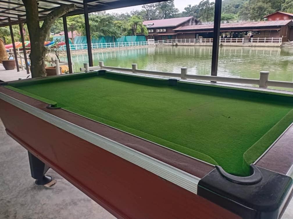 Paradise Valley Resort Broga Семених Экстерьер фото