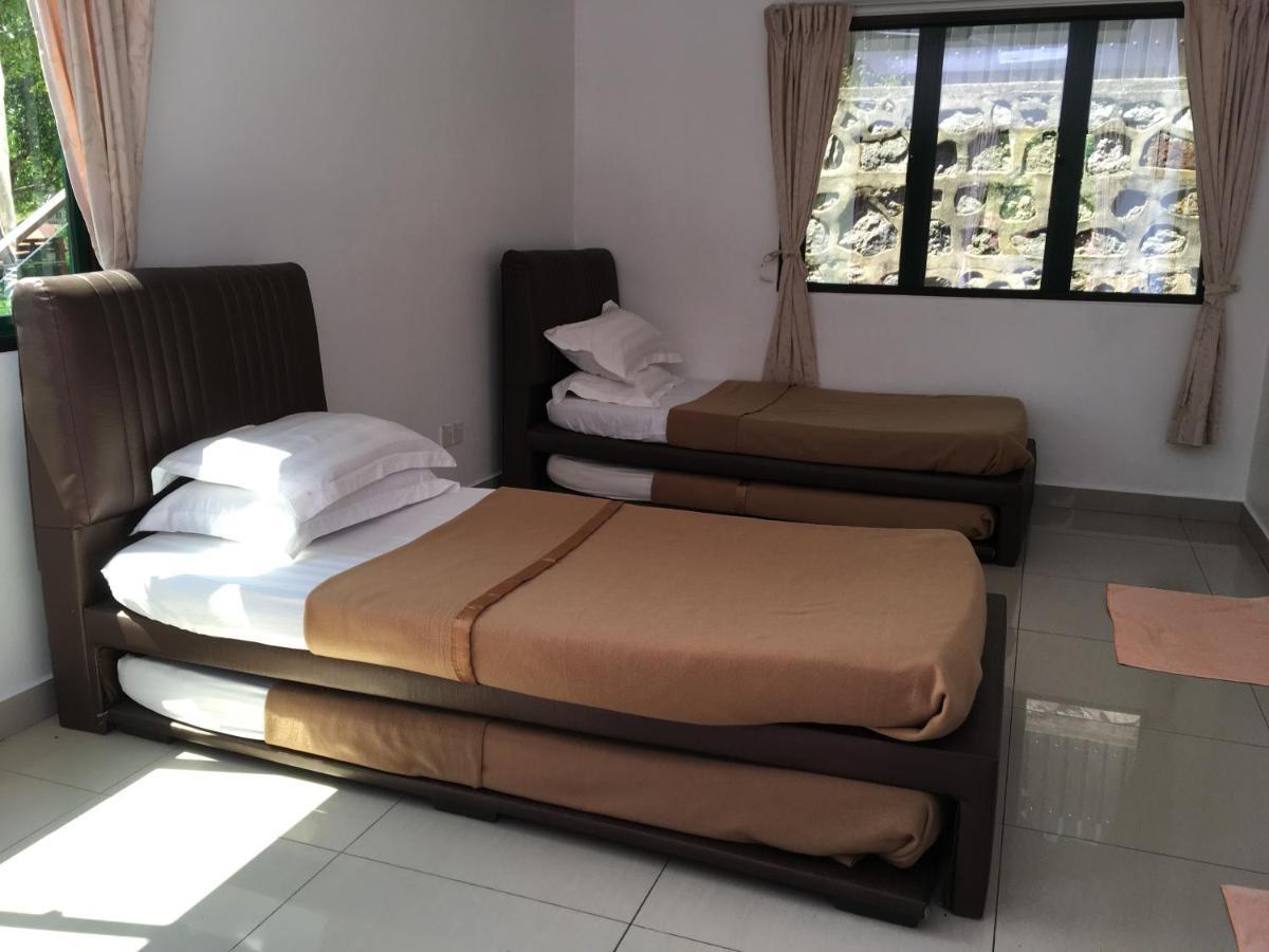 Paradise Valley Resort Broga Семених Экстерьер фото
