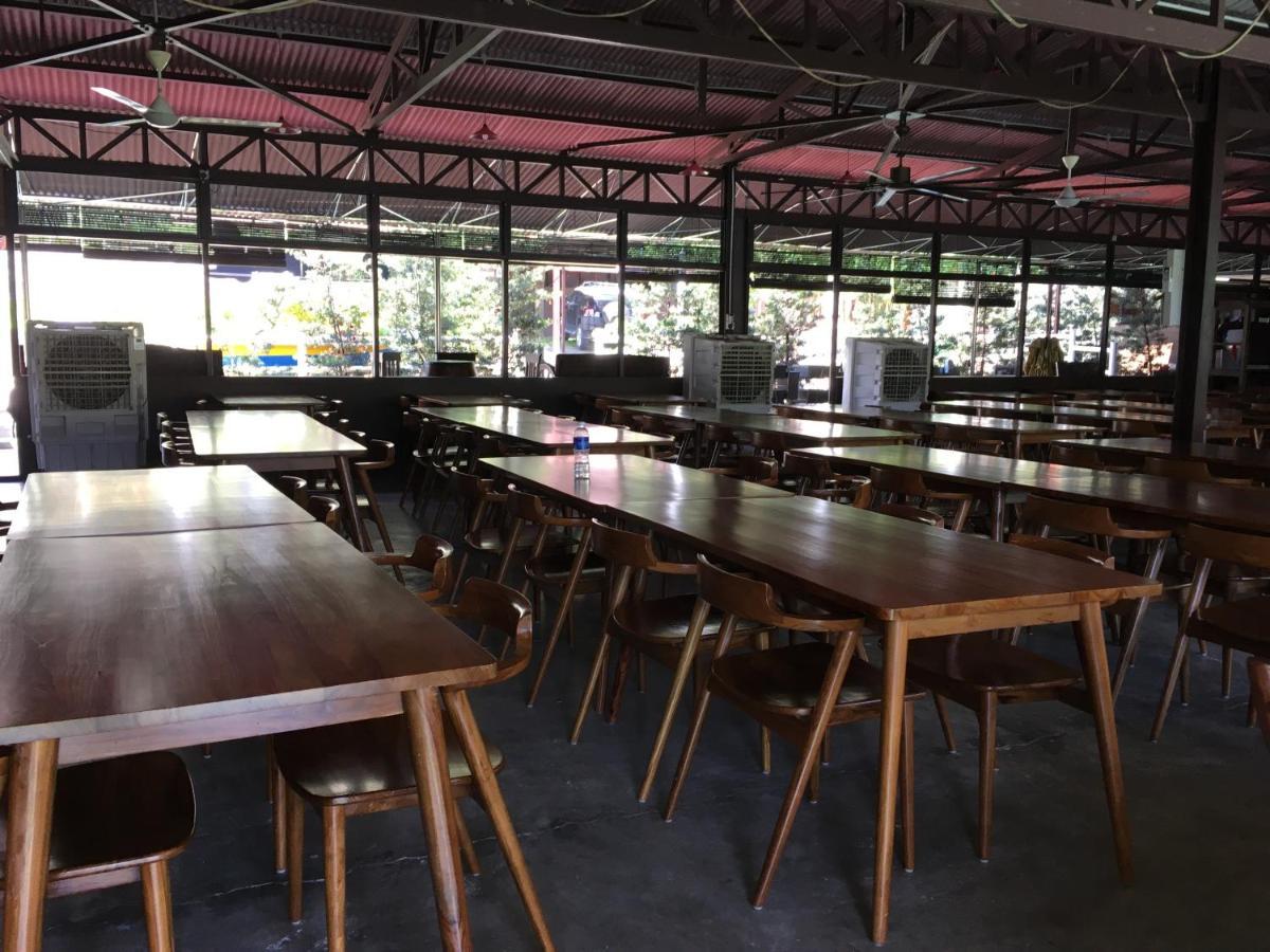 Paradise Valley Resort Broga Семених Экстерьер фото